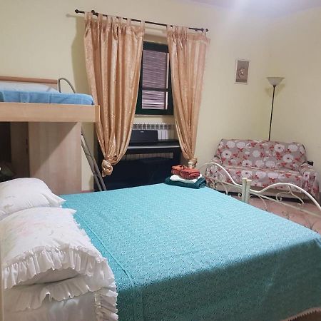 Grimaldi  Georgerock Bed & Breakfast エクステリア 写真