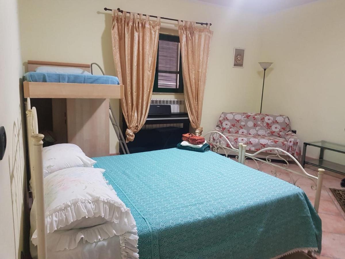 Grimaldi  Georgerock Bed & Breakfast エクステリア 写真