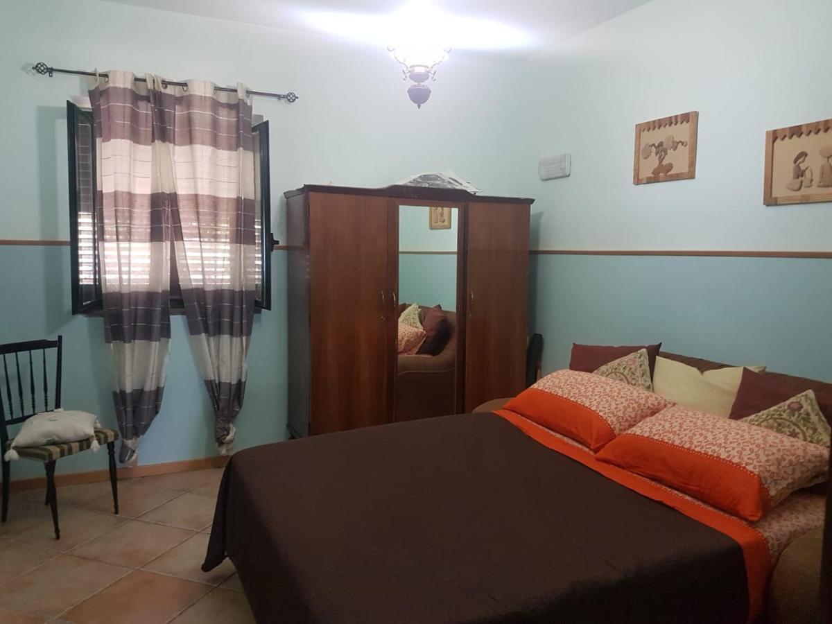 Grimaldi  Georgerock Bed & Breakfast エクステリア 写真